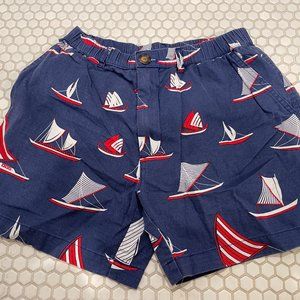 Chubbies Blue/Red Sailboat Shorts (5.5")